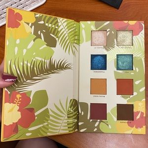 Alamar cosmetics palette